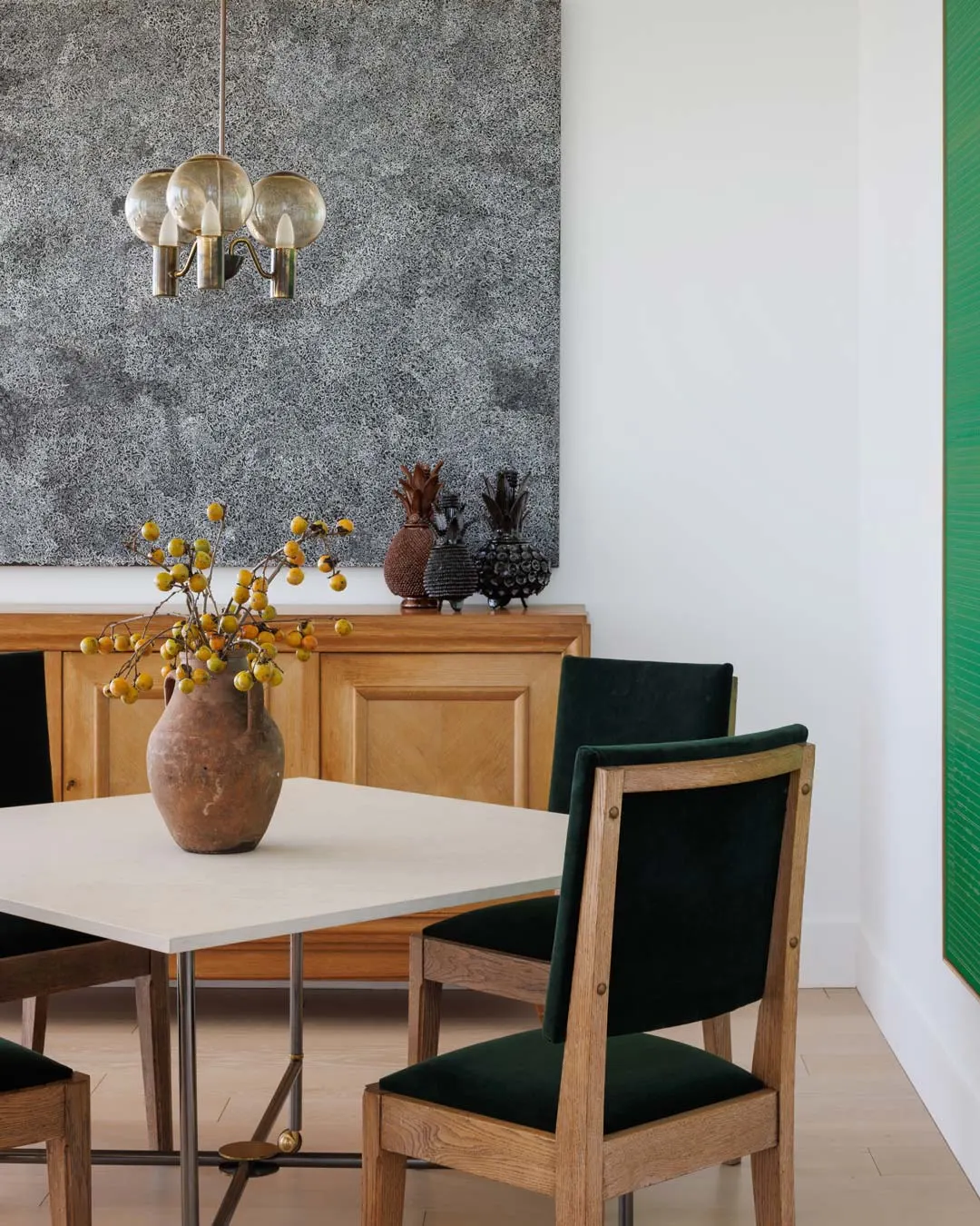 Artwork by Jean & Barbara Ngwarraye Long, Photography by Rich Stapleton